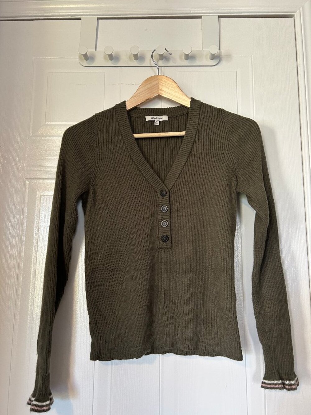 V-neck Ribbed Sweater